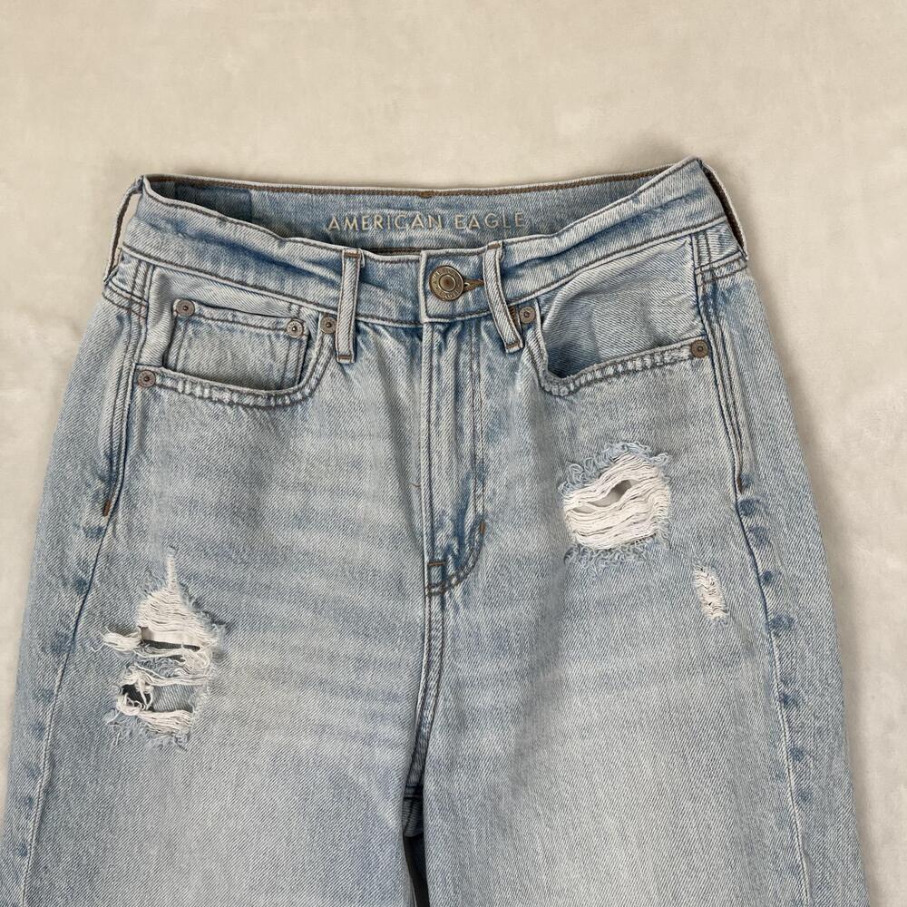American Eagle 90s High Rise Boyfriend Jeans Womens 4 Blue Distressed Denim - Picture 2 of 12